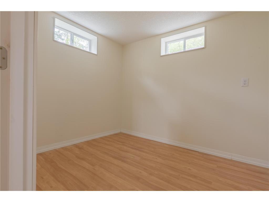 210 Shakopee Avenue E Shakopee MN 55379 7071348 image30