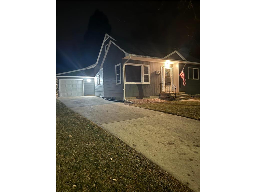 210 W Barck Avenue Luverne MN 56156 6469536 image1