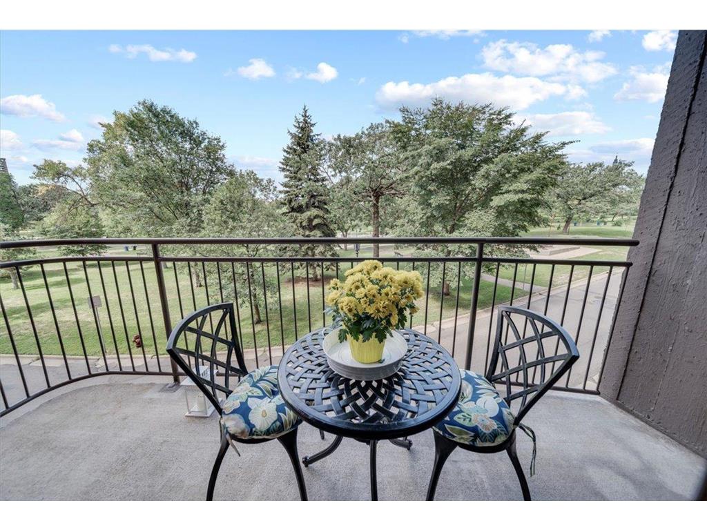 210 W Grant Street #210 Minneapolis MN 55403 7078490 image14
