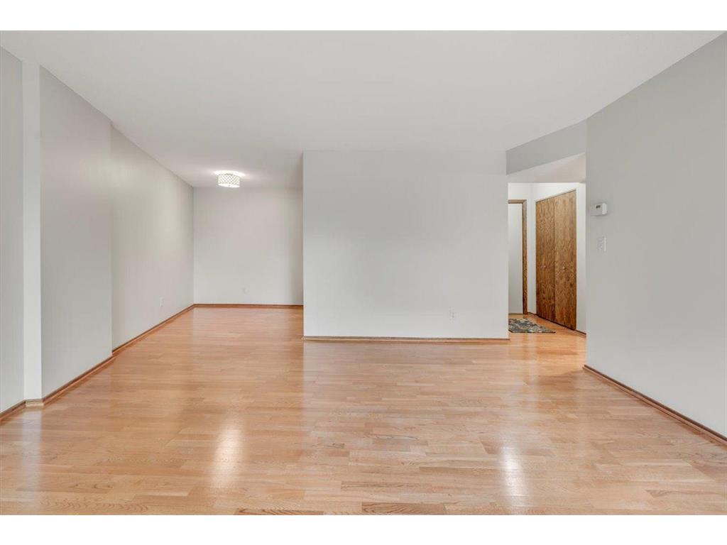 210 W Grant Street #210 Minneapolis MN 55403 7078490 image8