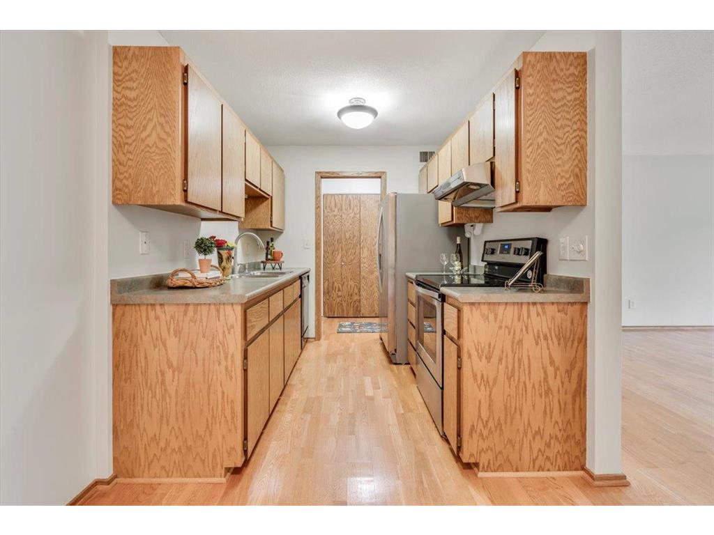 210 W Grant Street #210 Minneapolis MN 55403 7078490 image9