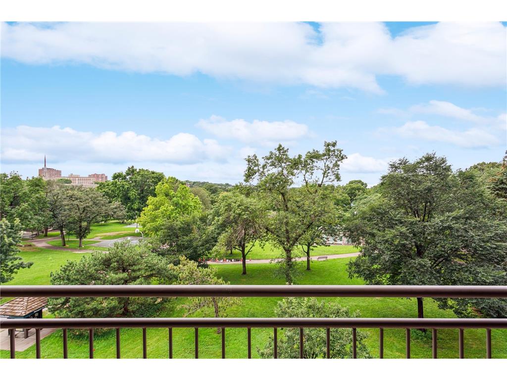 210 W Grant Street #402 Minneapolis MN 55403 6578010 image1