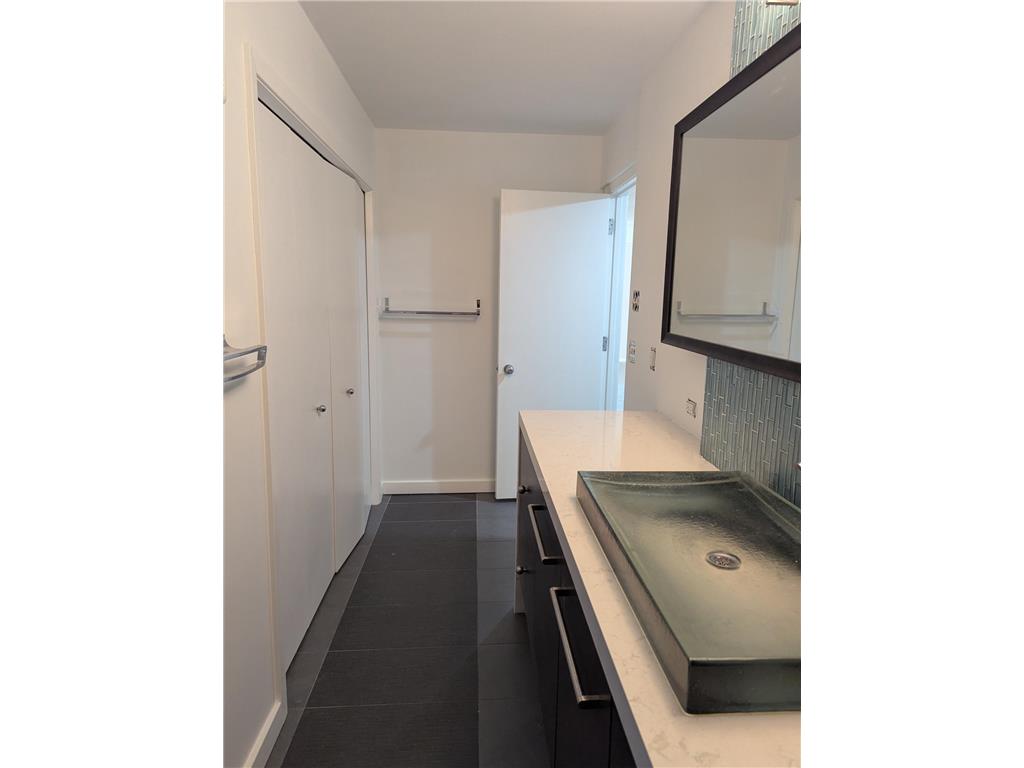 210 W Grant Street #417 Minneapolis MN 55403 7079770 image12