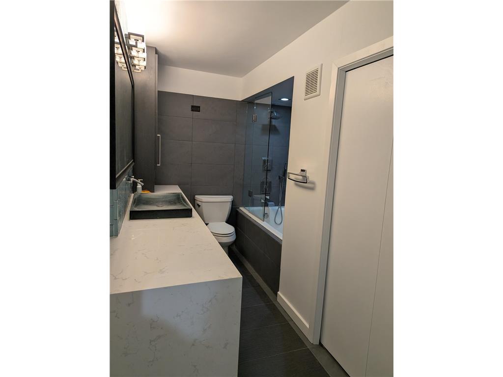 210 W Grant Street #417 Minneapolis MN 55403 7079770 image13