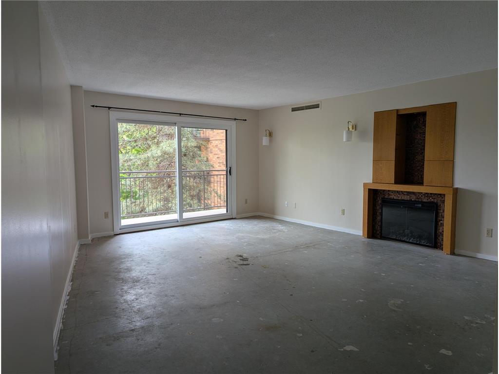 210 W Grant Street #417 Minneapolis MN 55403 7079770 image2