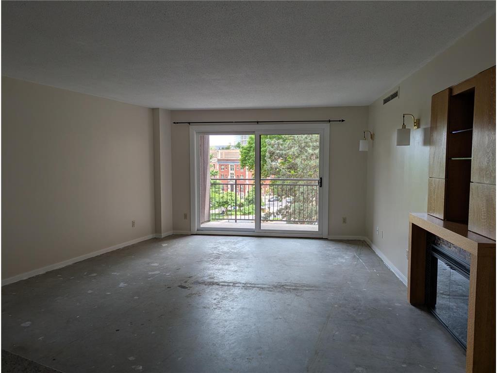 210 W Grant Street #417 Minneapolis MN 55403 7079770 image3