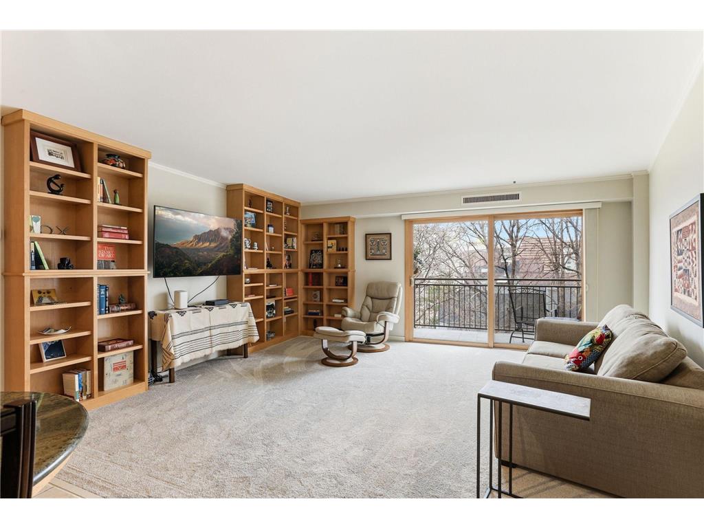 210 W Grant Street #516 Minneapolis MN 55403 7026350 image1