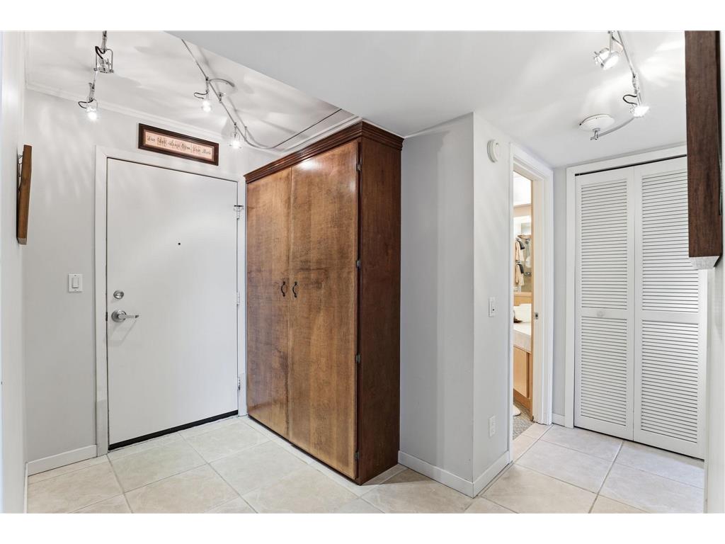210 W Grant Street #516 Minneapolis MN 55403 7026350 image16