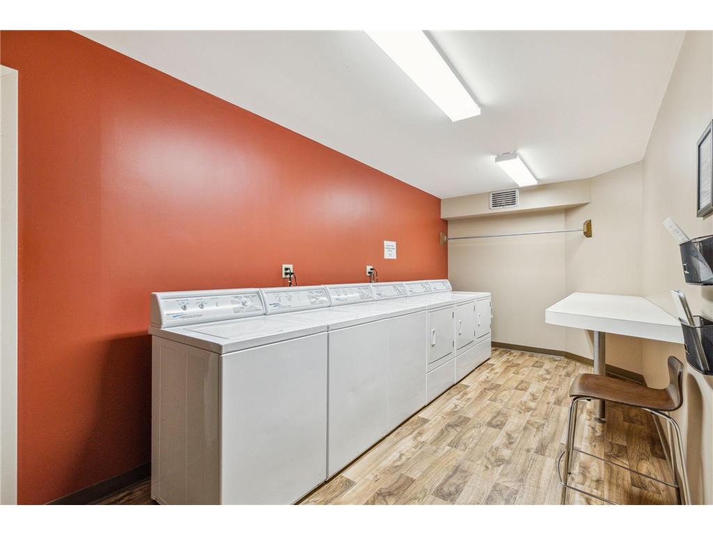 210 W Grant Street #516 Minneapolis MN 55403 7026350 image36