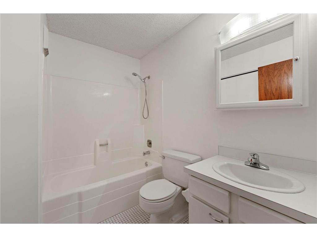210 W Grant Street #607 Minneapolis MN 55403 7103617 image12
