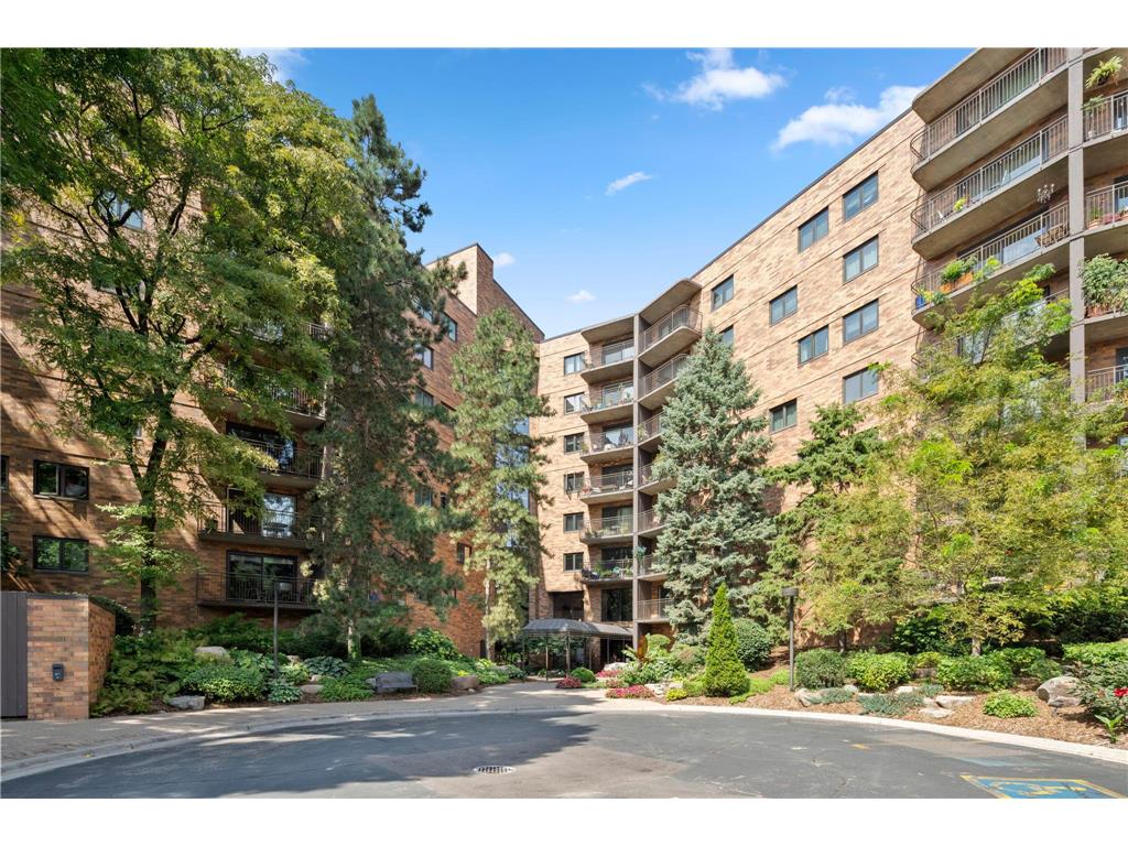 210 W Grant Street #607 Minneapolis MN 55403 7103617 image13