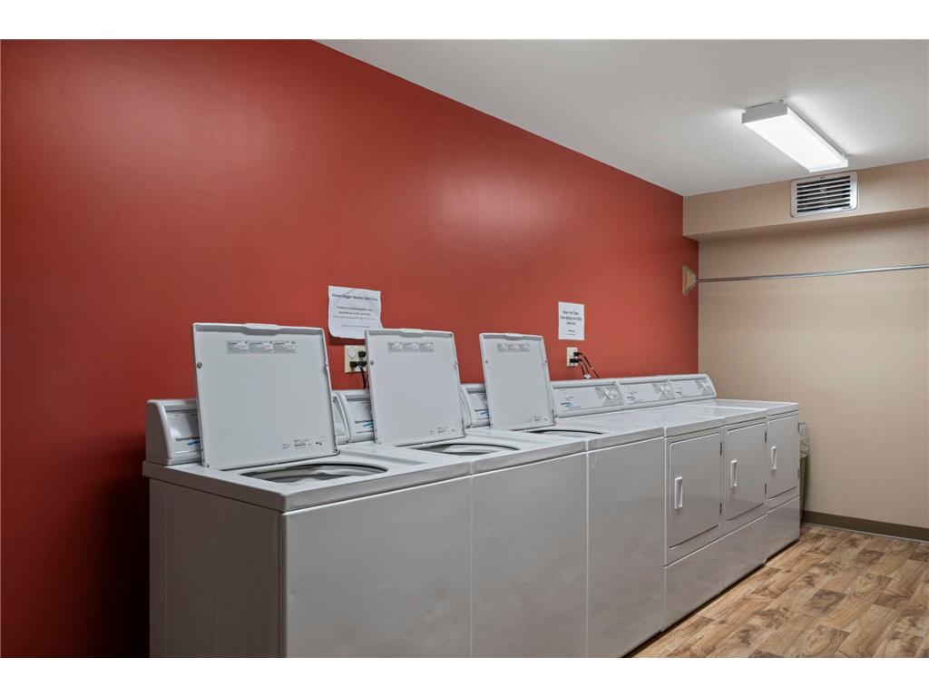 210 W Grant Street #607 Minneapolis MN 55403 7103617 image20