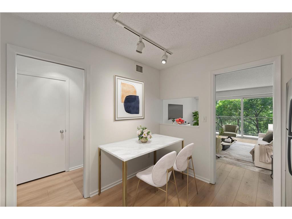 210 W Grant Street #607 Minneapolis MN 55403 7103617 image5