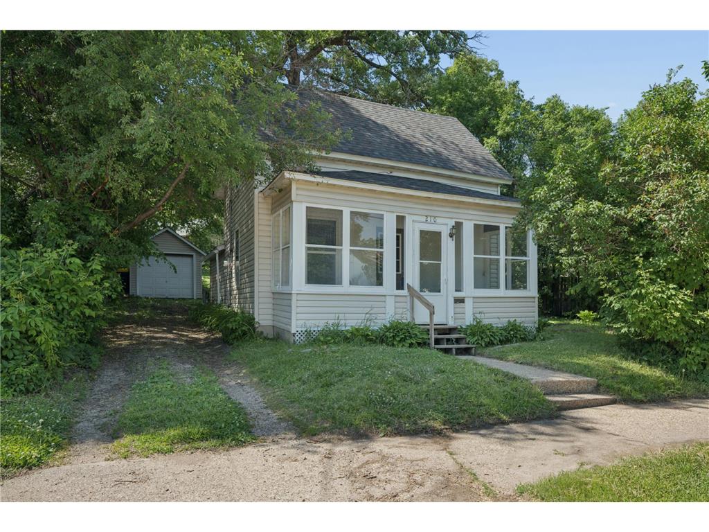 210 Willow Street Faribault MN 55021 7058449 image2