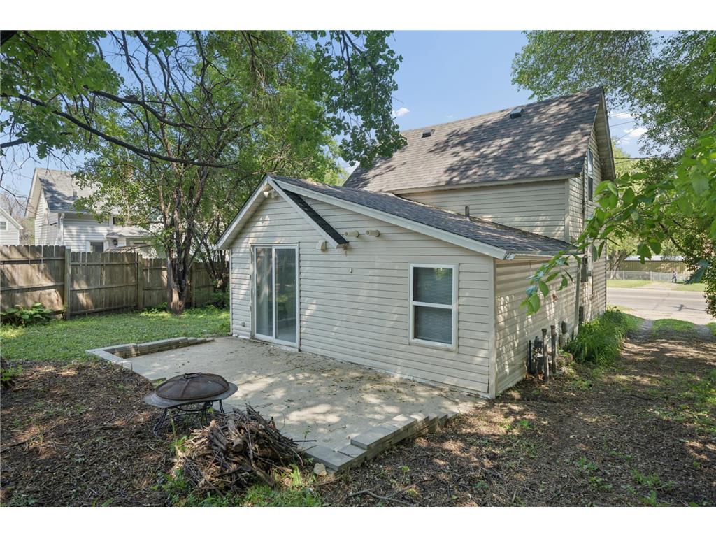 210 Willow Street Faribault MN 55021 7058449 image4