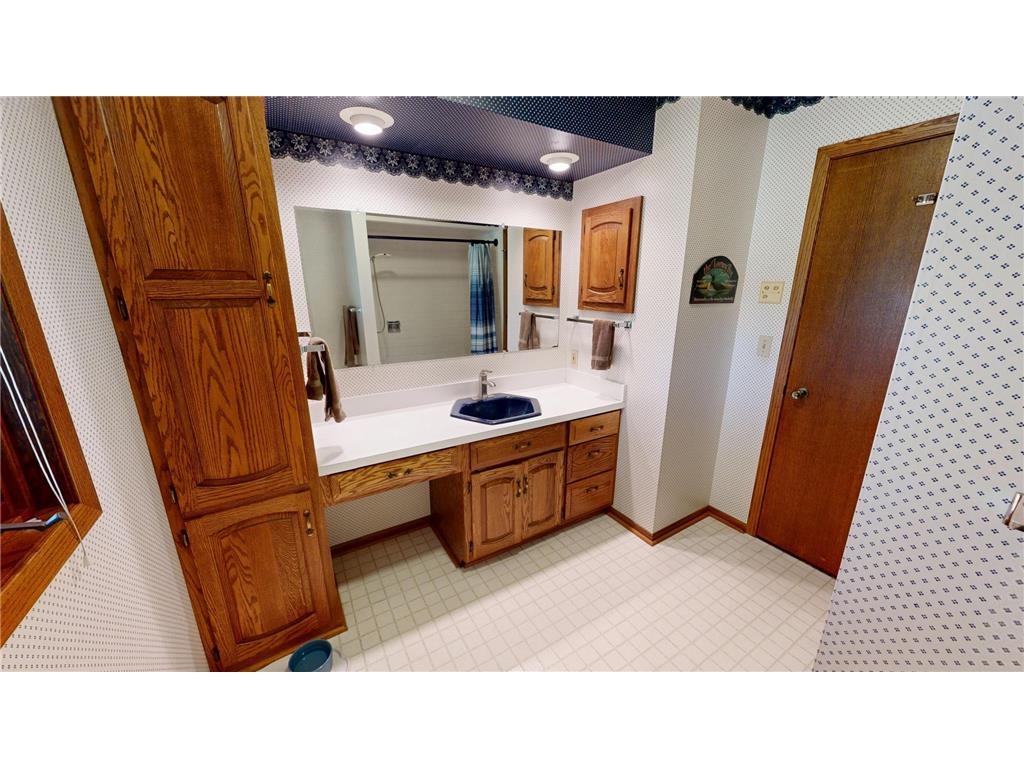 2100 4th Avenue SE Willmar MN 56201 7084822 image29
