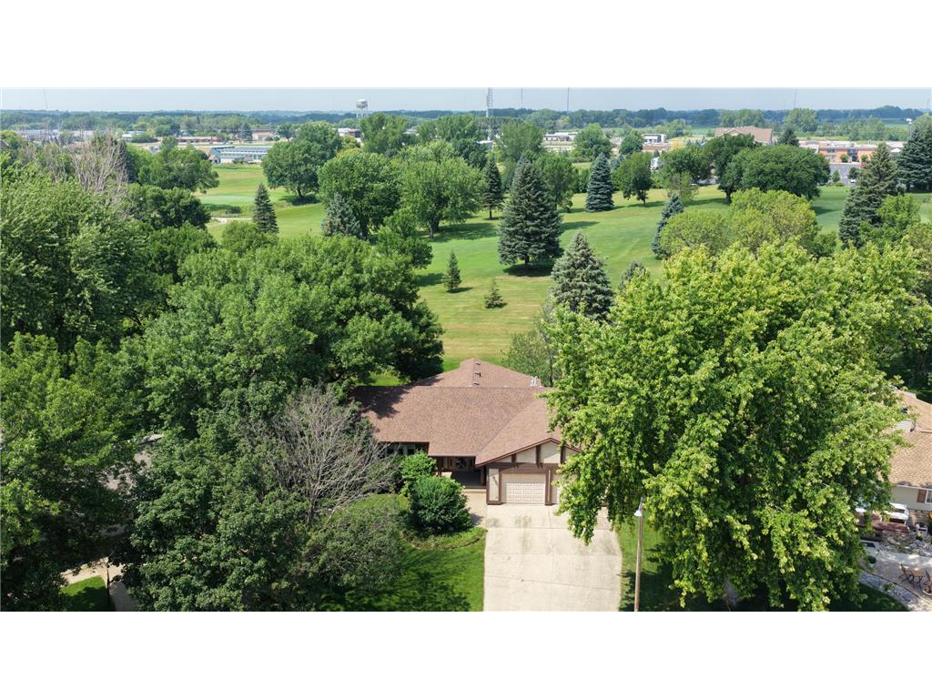 2100 4th Avenue SE Willmar MN 56201 7084822 image3