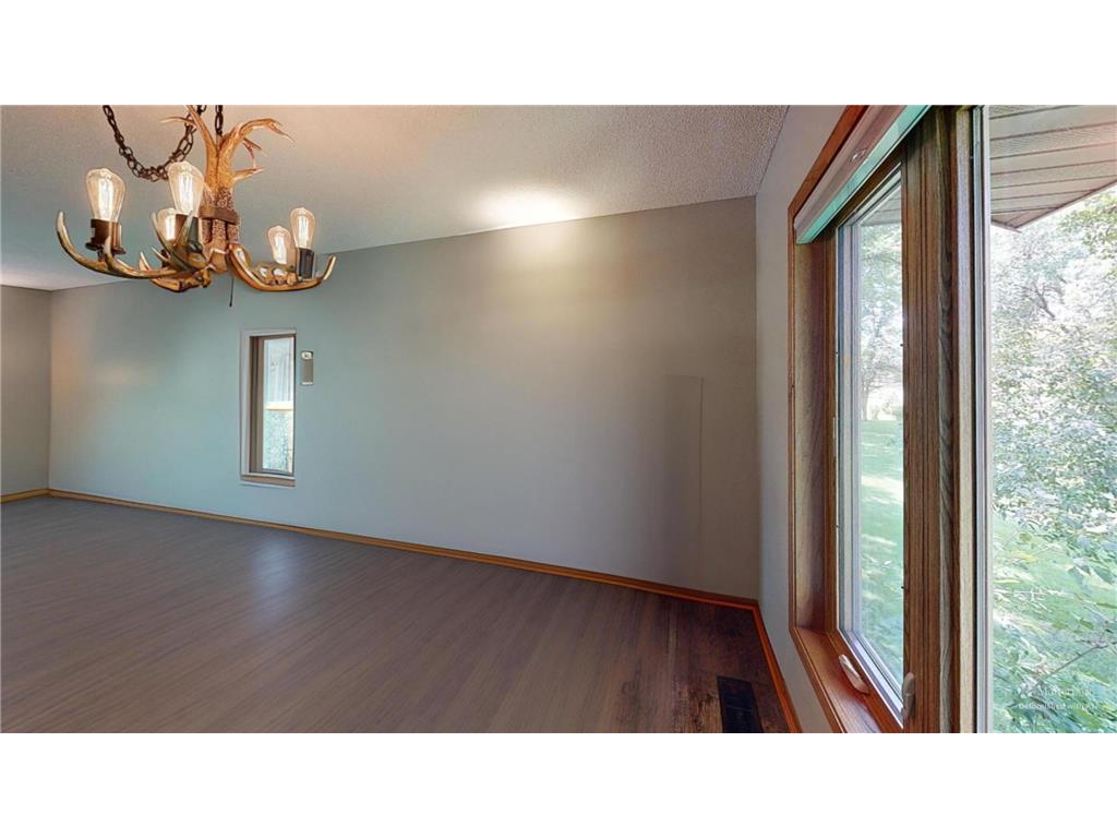 2100 4th Avenue SE Willmar MN 56201 7084822 image59