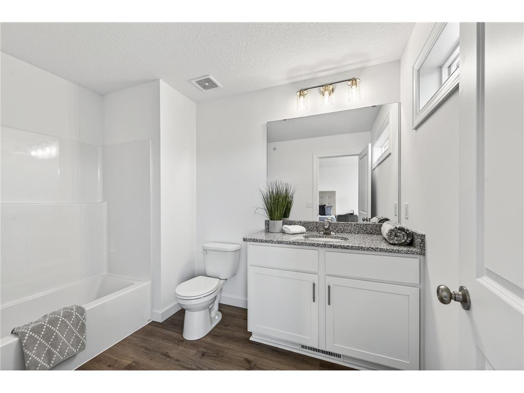 2100 Cleveland Lane S Cambridge MN 55008 6817664 image28