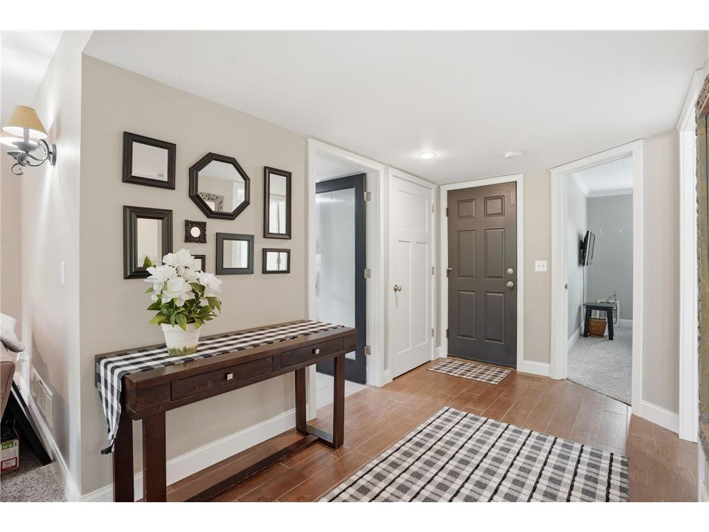 2100 Edinbrook Court Brooklyn Park MN 55443 7089298 image27
