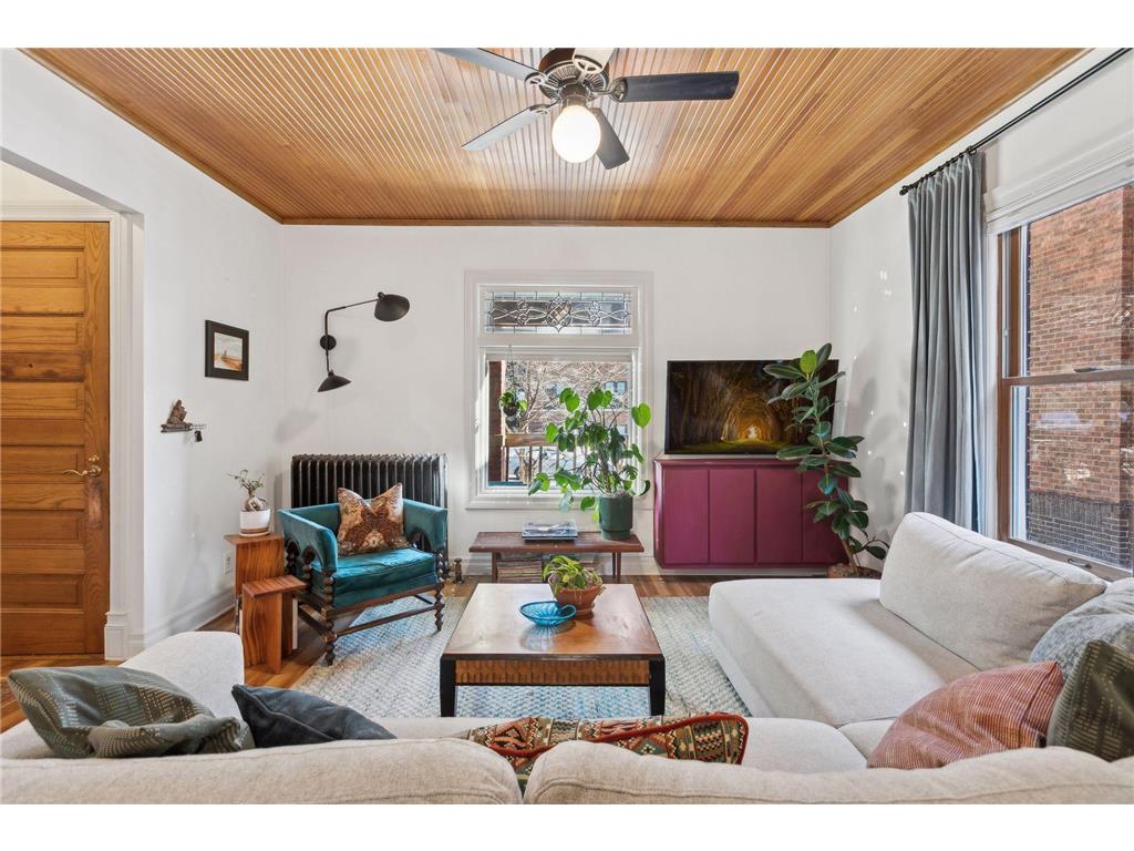 2100 Garfield Avenue #1 Minneapolis MN 55405 6674476 image1