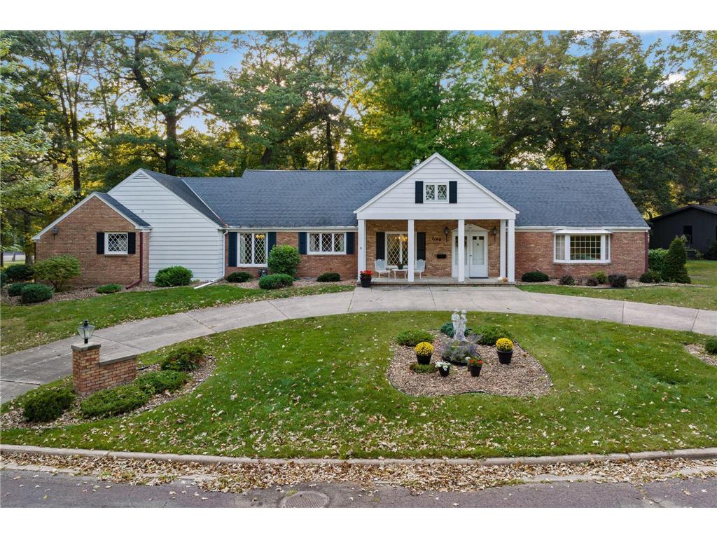 2100 Linn Drive Owatonna MN 55060 6601769 image1