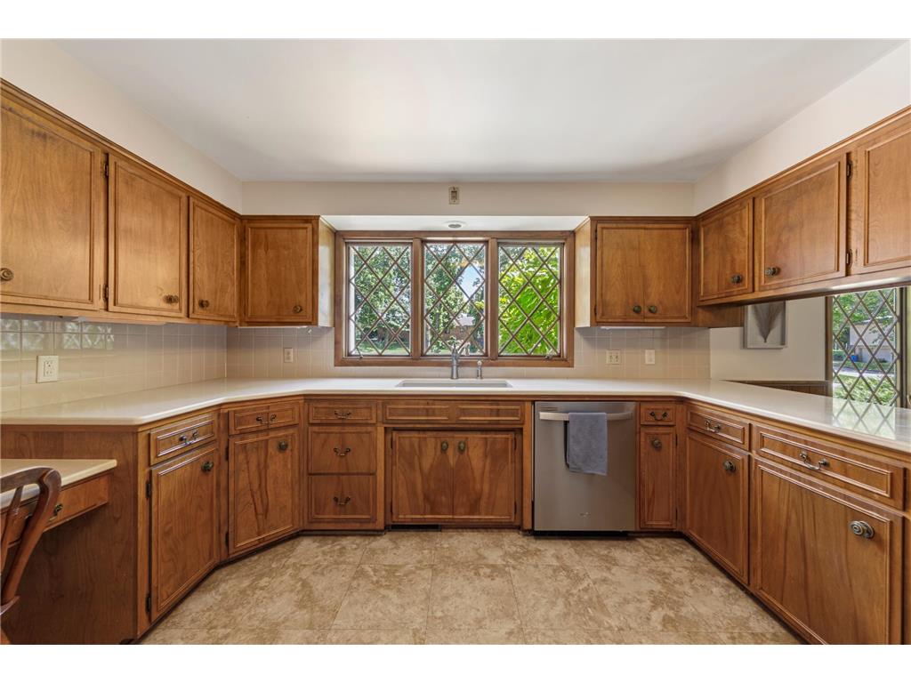 2100 Linn Drive Owatonna MN 55060 7063764 image10