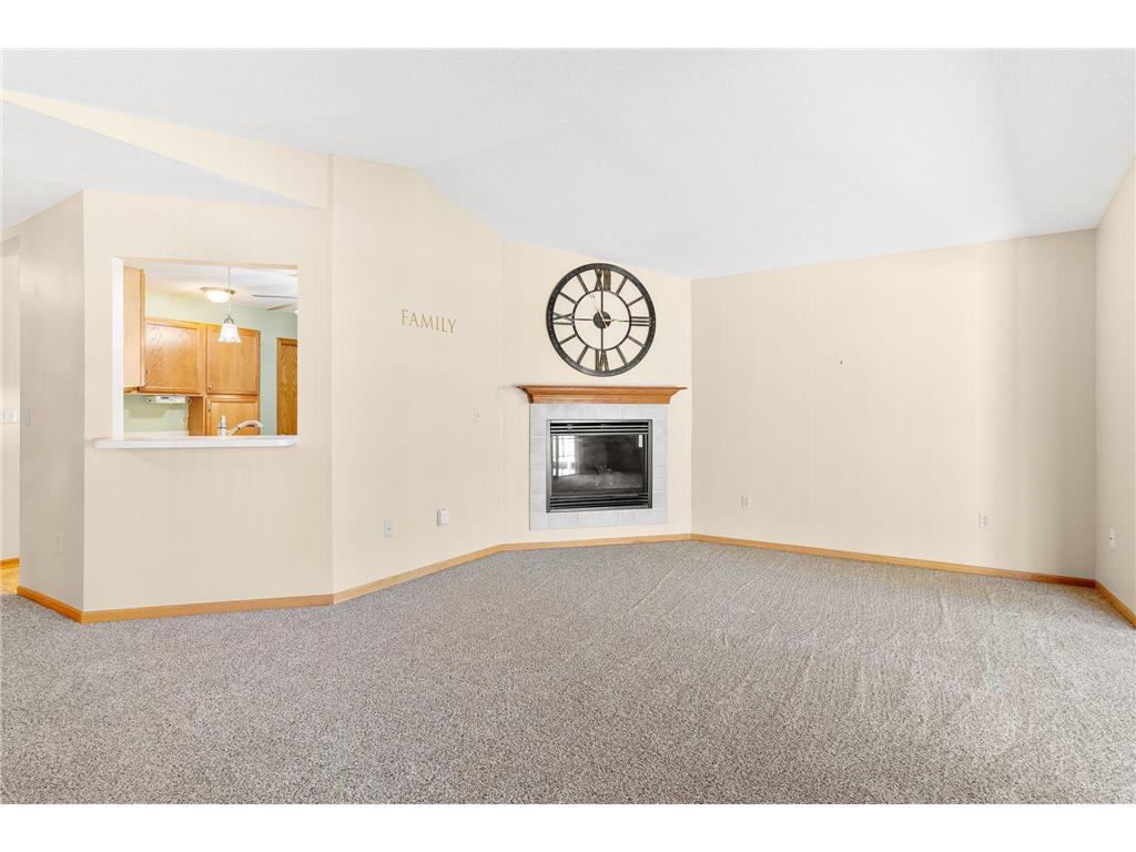 2100 Oak Tree Lane #B Austin MN 55912 7110604 image10