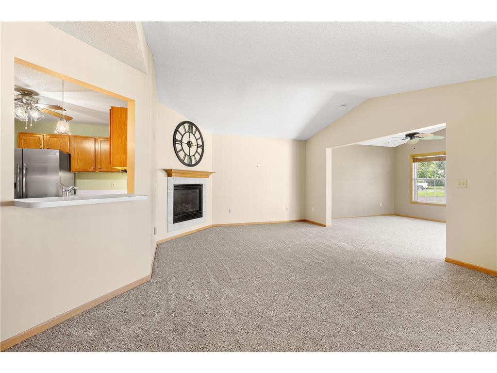 2100 Oak Tree Lane #B Austin MN 55912 7110604 image11