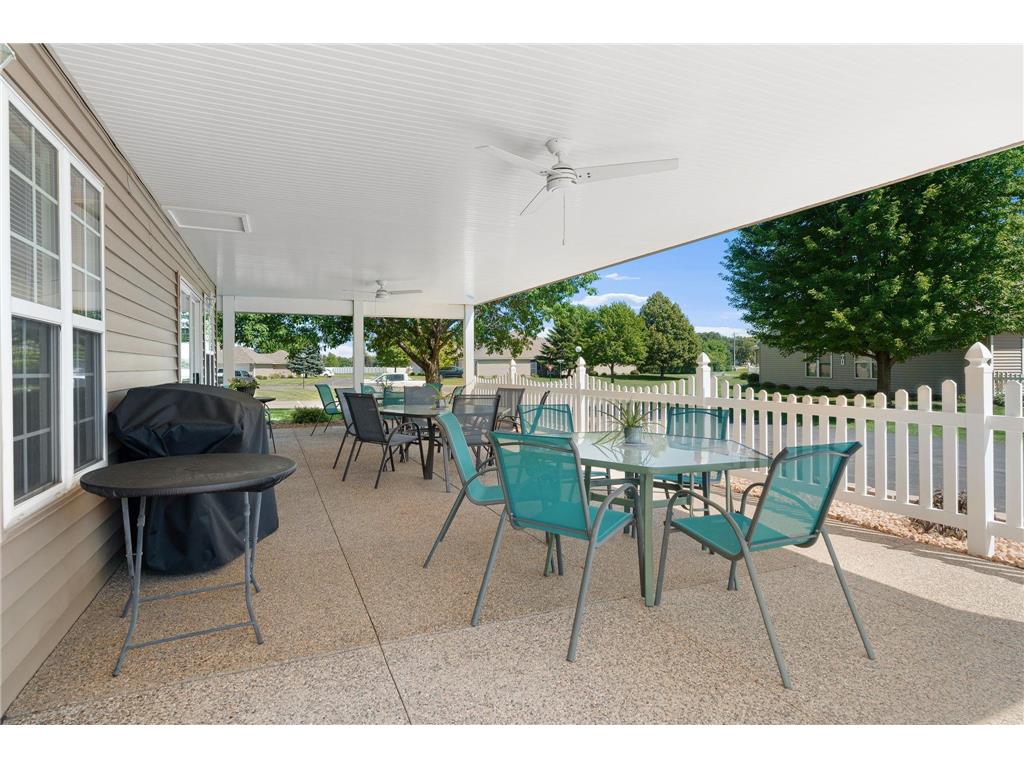 2100 Oak Tree Lane #B Austin MN 55912 7110604 image31