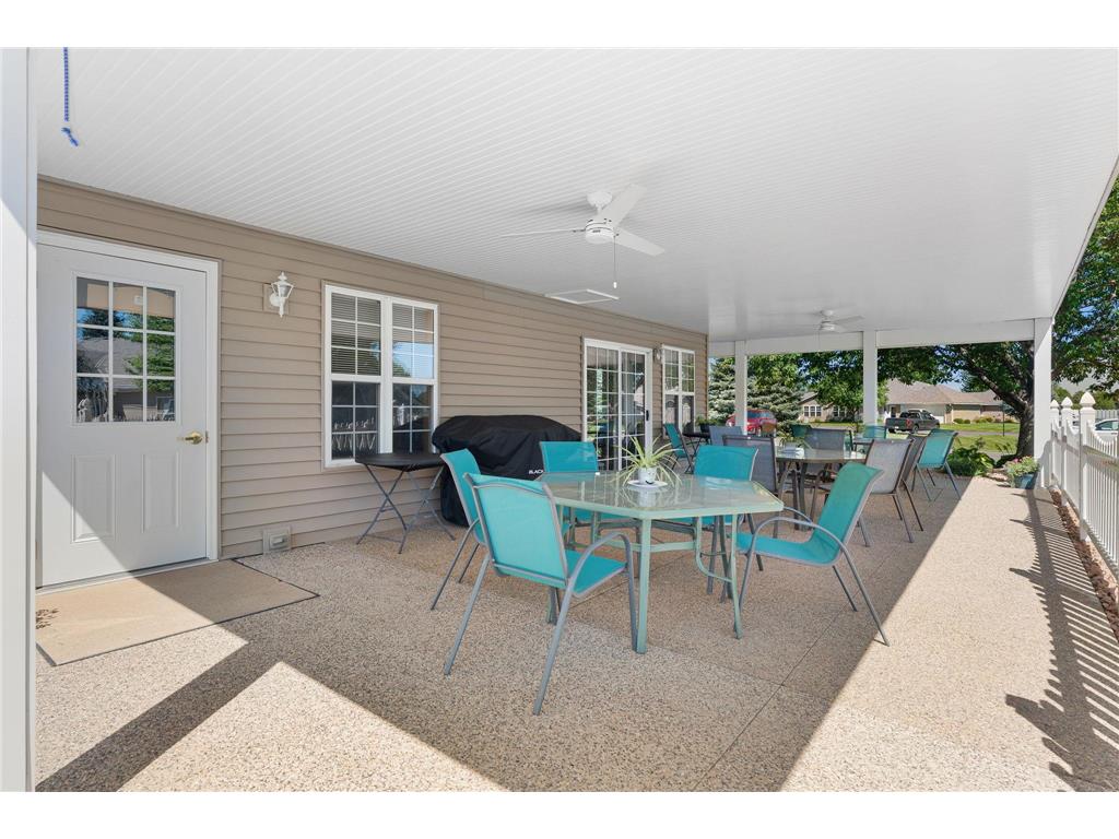 2100 Oak Tree Lane #B Austin MN 55912 7110604 image32