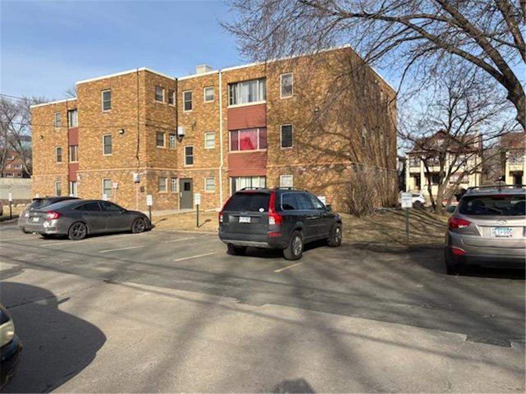 2100 Pleasant Avenue Minneapolis MN 55404 7042611 image2