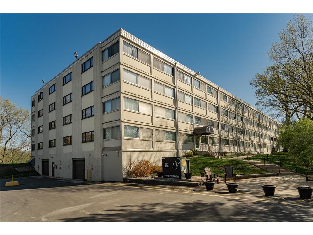 2100 Valkyrie Drive NW #411 Rochester MN 55901 6718458 image1