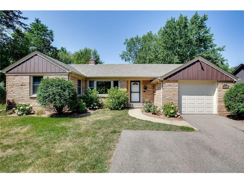 2100 Vernon Drive S, MN, 55305 MLS 6406563 Edina Realty