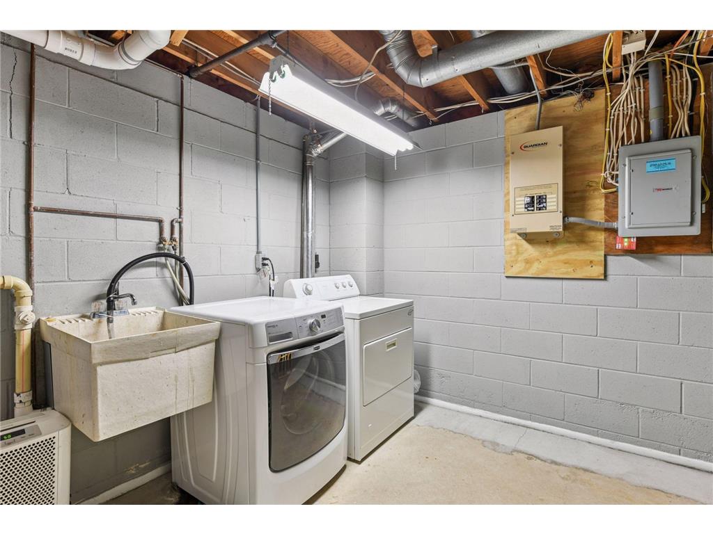 2100 W 21st Street Minneapolis MN 55405 6777361 image44