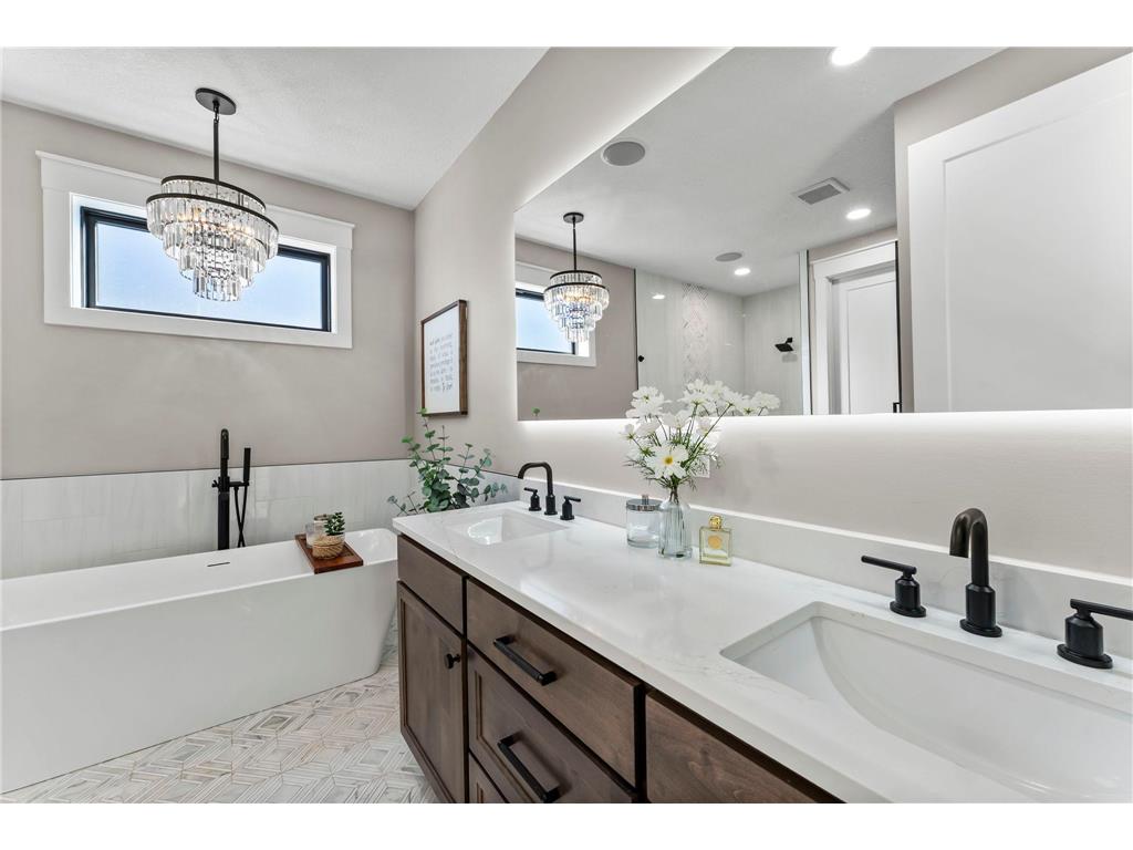 21009 Karoline Court N Forest Lake MN 55025 - Forest 7007149 image27