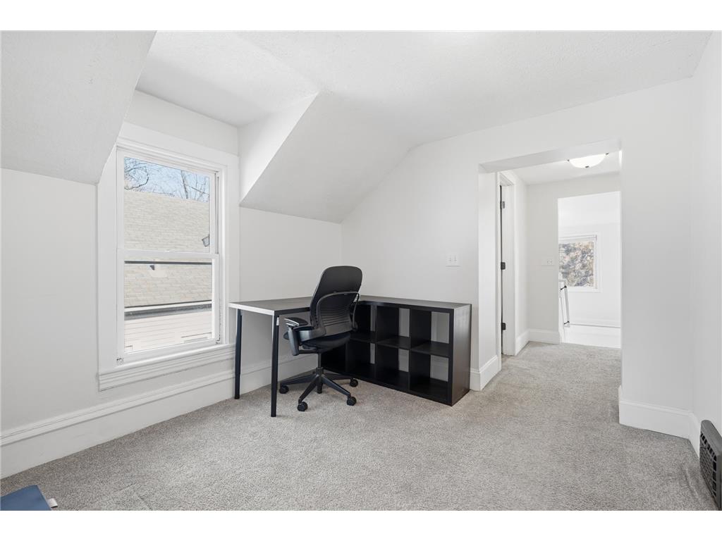 2101 3rd Street NE Minneapolis MN 55418 7008587 image17