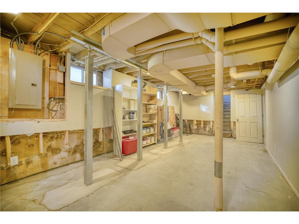 2101 3rd Street NE Minneapolis MN 55418 7008587 image30