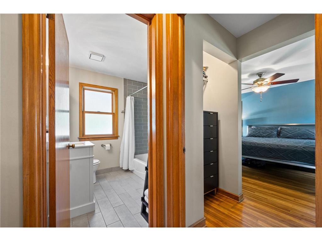 2101 Regent Avenue N Golden Valley MN 55422 - Bassett Creek 7079950 image12