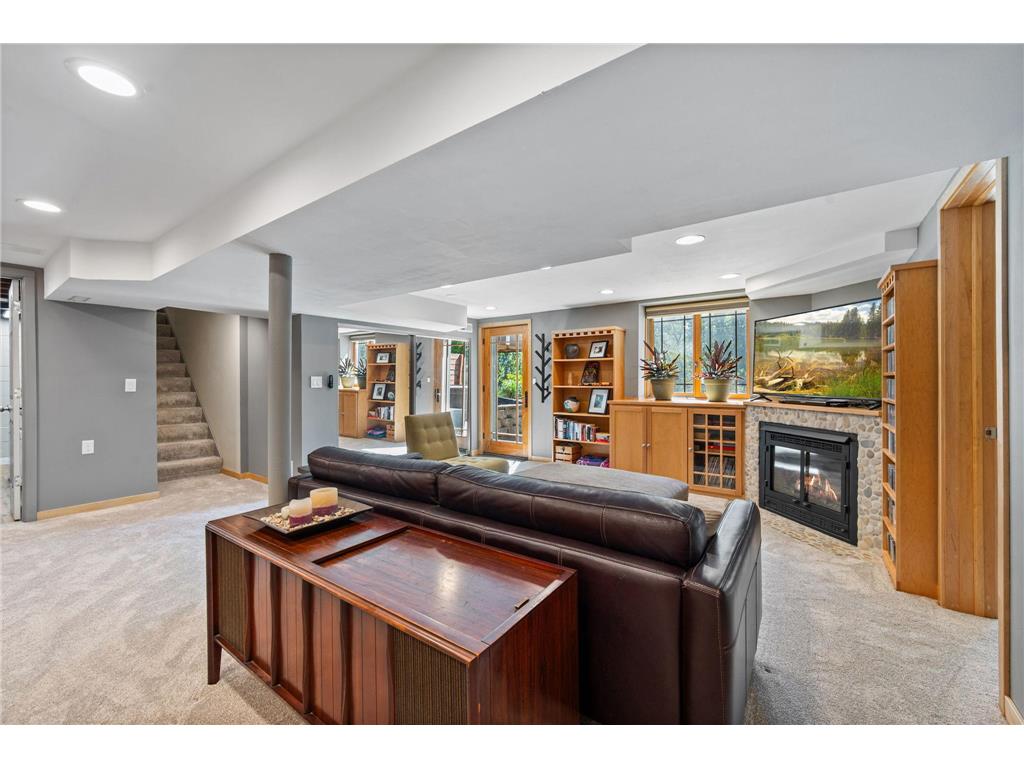 2101 Regent Avenue N Golden Valley MN 55422 - Bassett Creek 7079950 image17