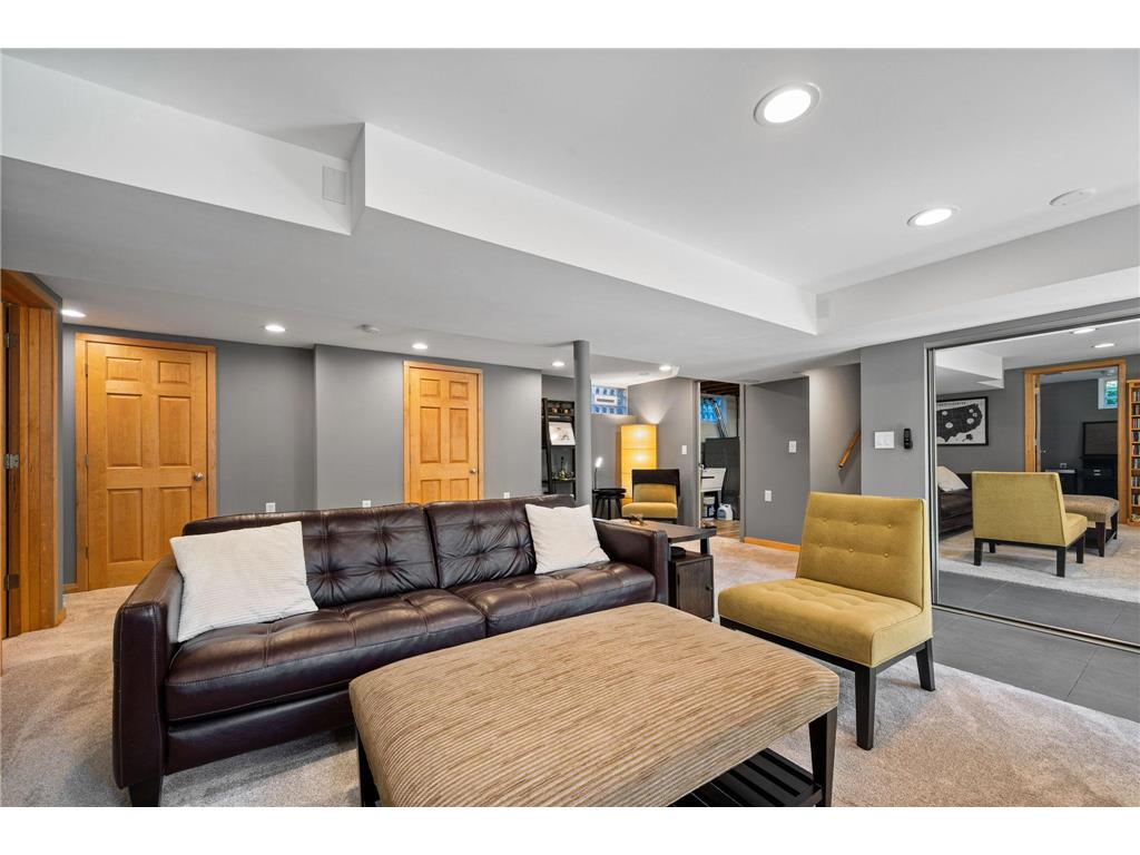 2101 Regent Avenue N Golden Valley MN 55422 - Bassett Creek 7079950 image19