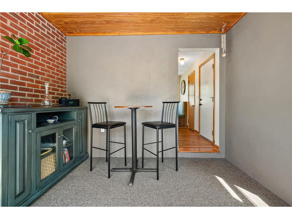 2101 Regent Avenue N Golden Valley MN 55422 - Bassett Creek 7079950 image28