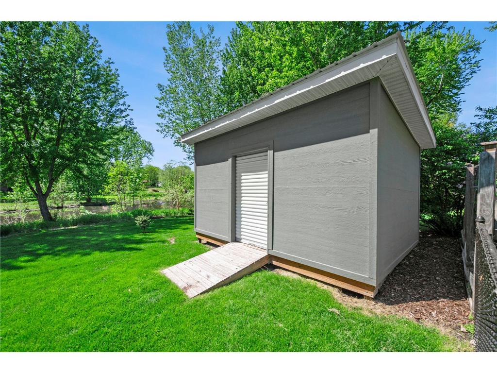 2101 Regent Avenue N Golden Valley MN 55422 - Bassett Creek 7079950 image33