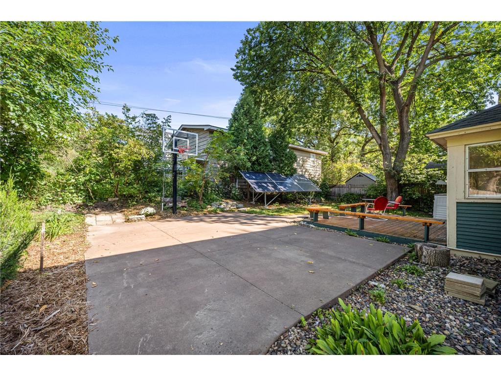 2101 Scudder Street Saint Paul MN 55108 7011333 image57