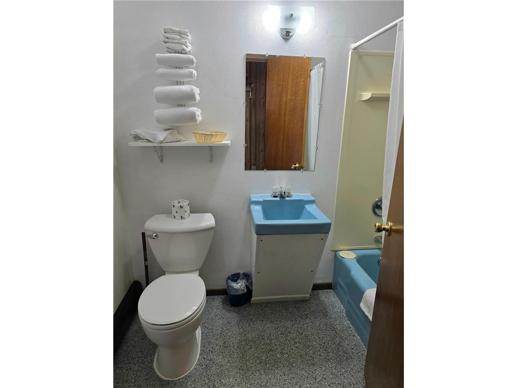 2101 Second Avenue W International Falls MN 56649 6534695 image10