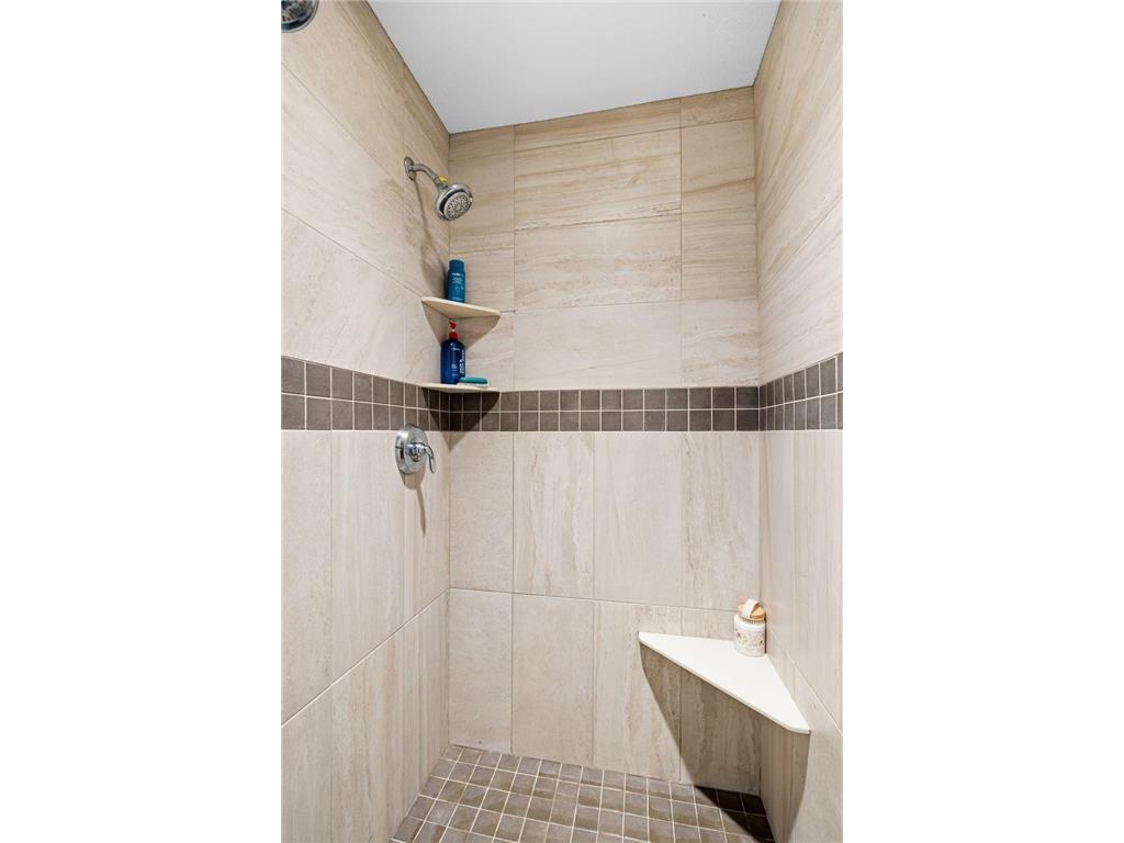 21018 Karoline Court N Forest Lake MN 55025 - Forest 7091258 image65