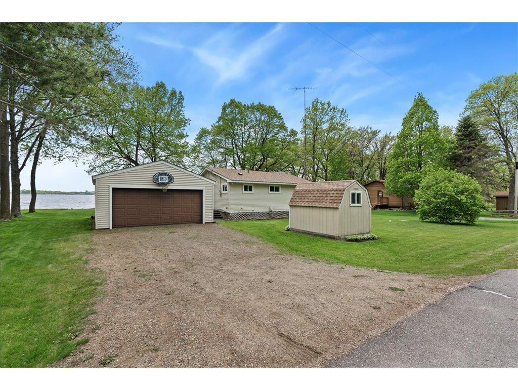 21019 Drumflower Road Richmond MN 56368 - North Brown's 7078870 image1