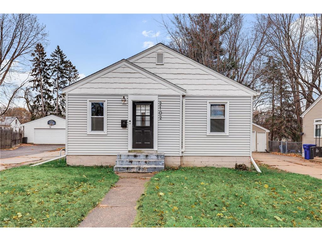 2102 4th Street E Saint Paul MN 55119 6635098 image1