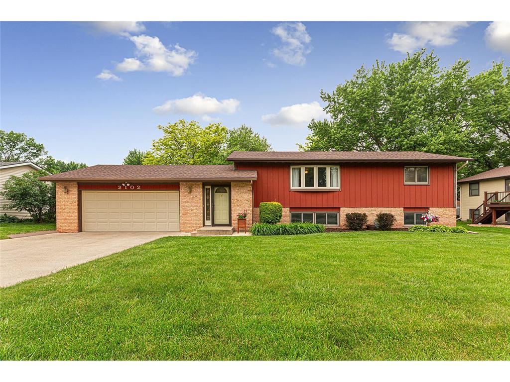 2102 8th Avenue NE Owatonna MN 55060 6735349 image1