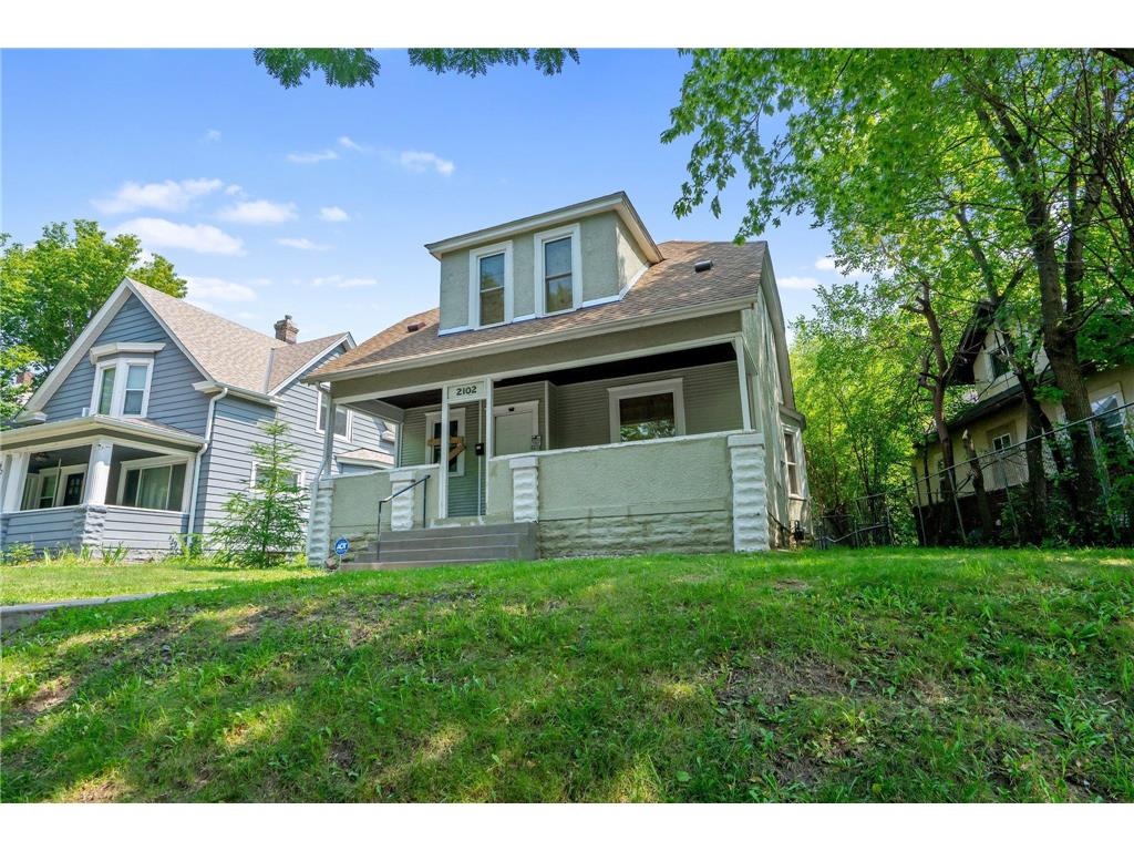 2102 Oliver Avenue N Minneapolis MN 55411 6416852 image1